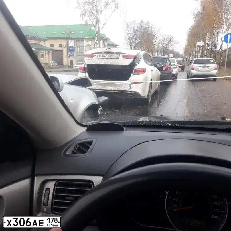 Фото автомобиля KIA MAGENTIS / OPTIMA, 2019 — госномер Х306АЕ178. Цвет: БЕЛЫЙ