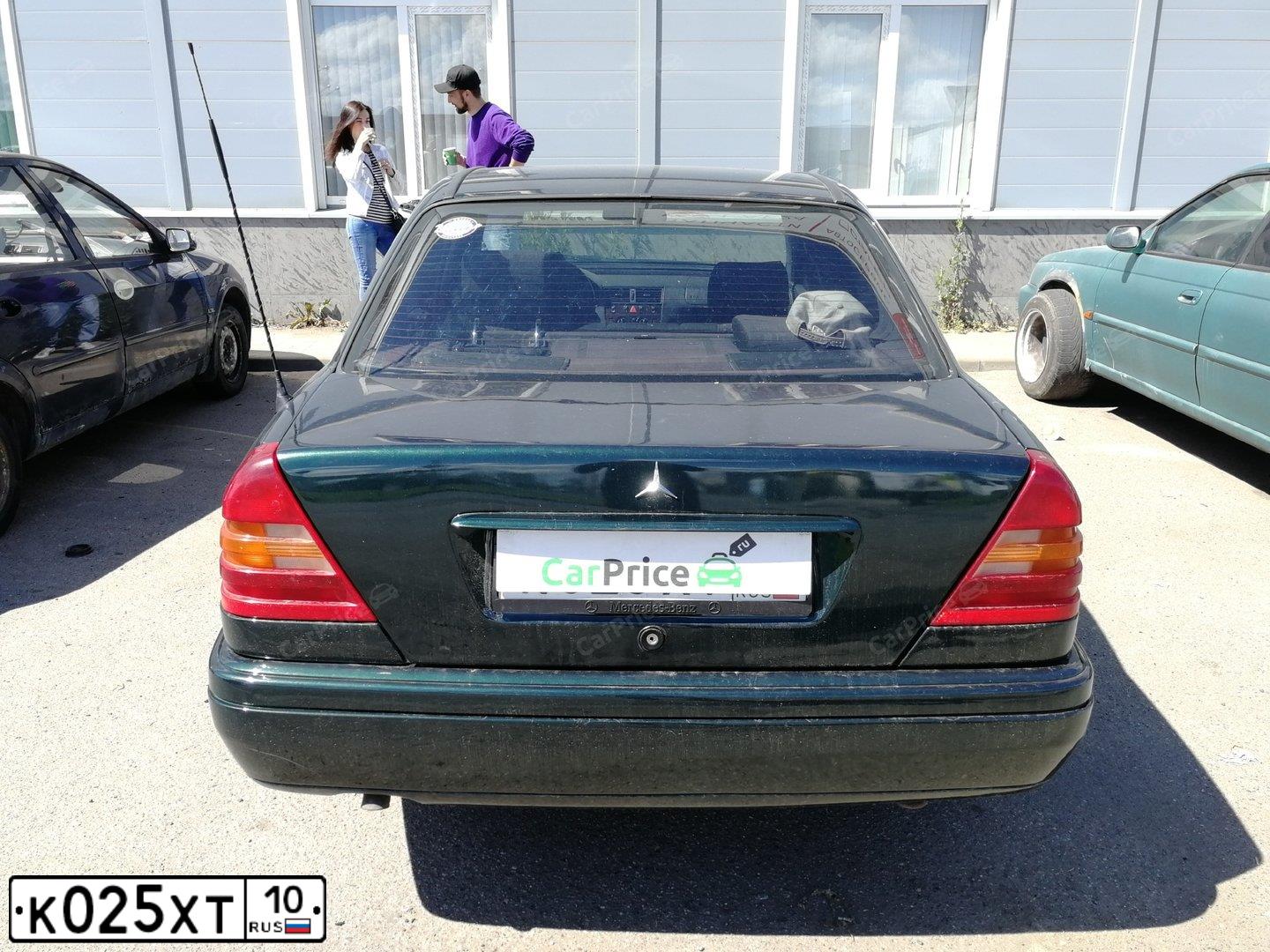 Фото автомобиля MERCEDES C-KLASSE, 1996 — госномер О722НО29. Цвет: ЗЕЛЕНЫЙ