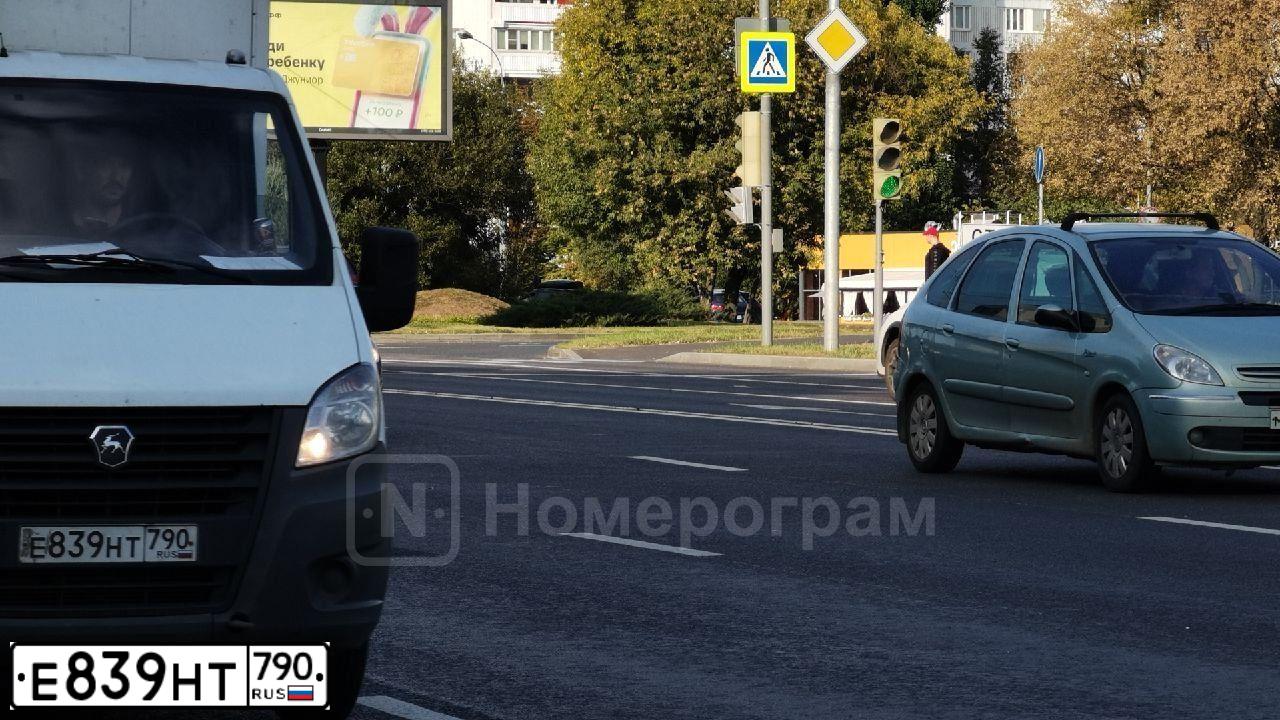 Фото автомобиля GAZ GAZEL NEXT, 2020 — госномер Е839НТ790. Цвет: Белый