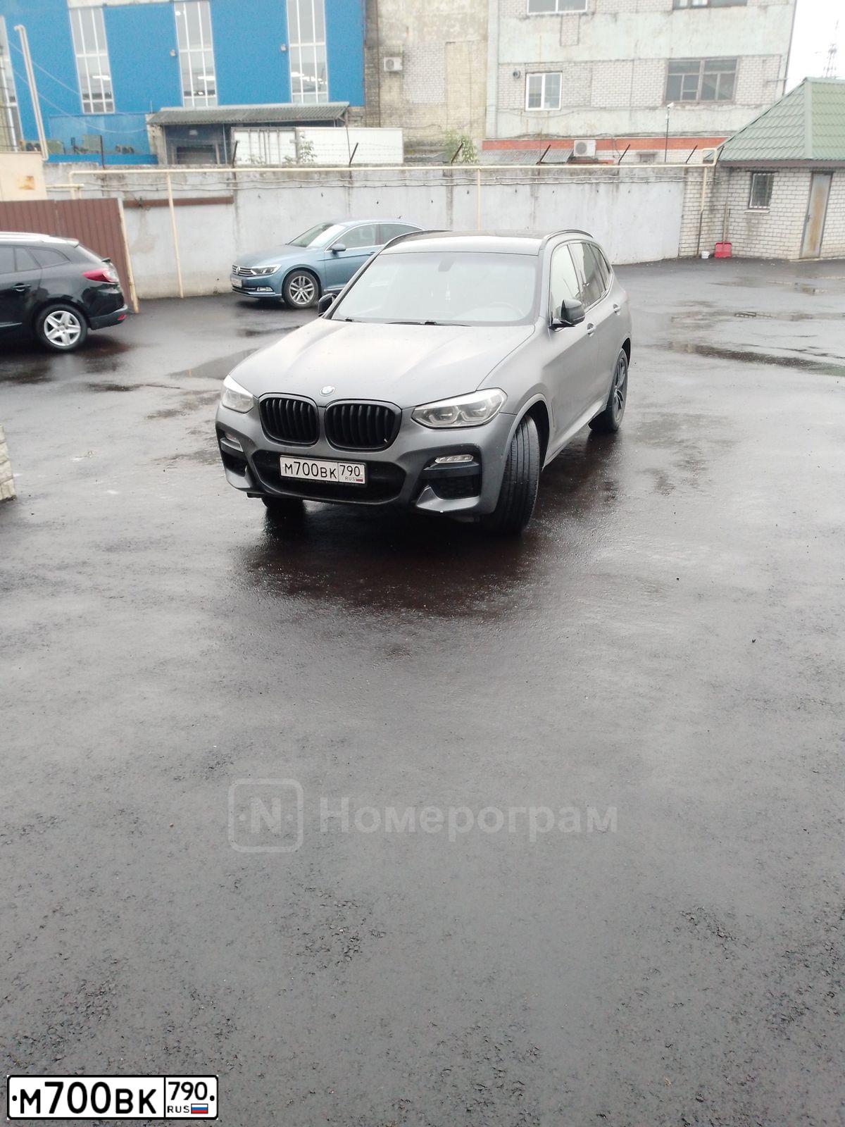 Фото автомобиля MERCEDES E-KLASSE, 2018 — госномер М700ВК790. Цвет: ЧЕРНЫЙ