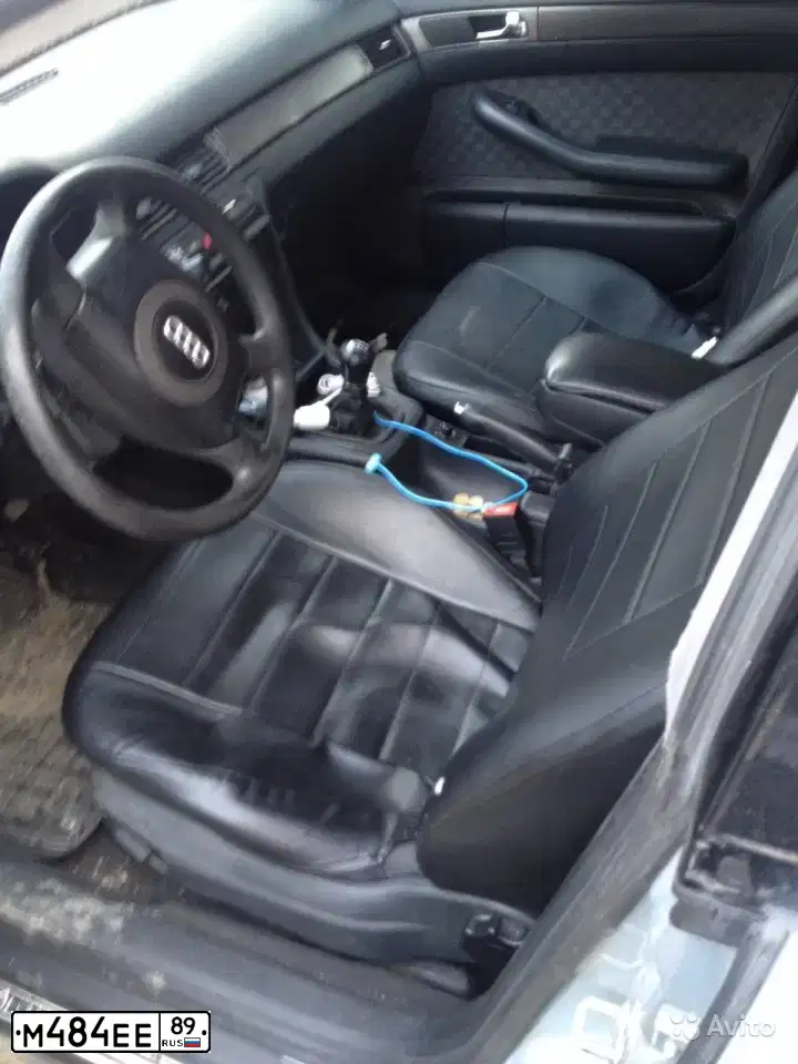 Фото автомобиля AUDI A6, 1998 — госномер Е329МР702. Цвет: Серебристый