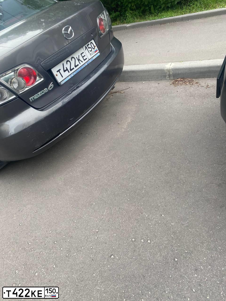 Фото автомобиля MAZDA 6, 2006 — госномер Т422КЕ150. Цвет: СЕРЫЙ ТЕМНЫЙ