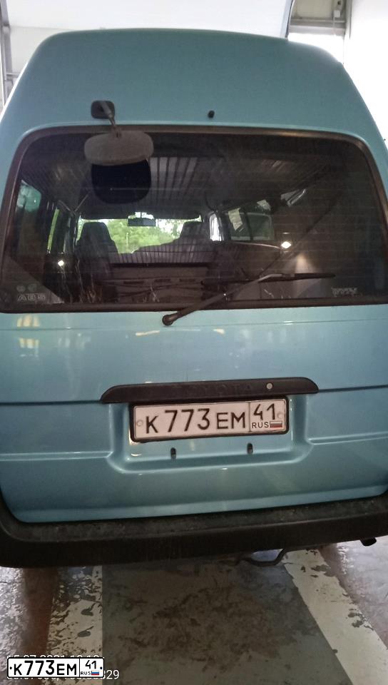 Фото автомобиля ТОУОТА НIАСЕ, 2002 — госномер К773ЕМ41