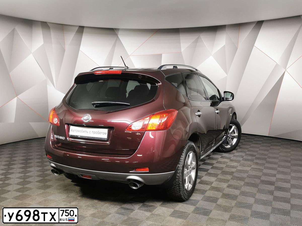 Фото автомобиля NISSAN MURANO, 2012 — госномер У698ТХ750. Цвет: Красный