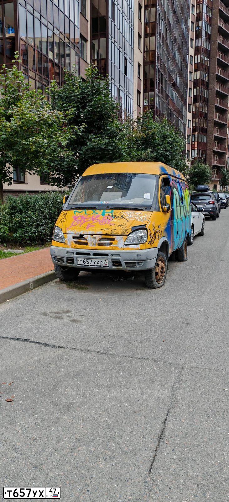 Фото автомобиля GAZ 3221 EL, 2005 — госномер Т657УХ47. Цвет: ЖЁЛТЫЙ