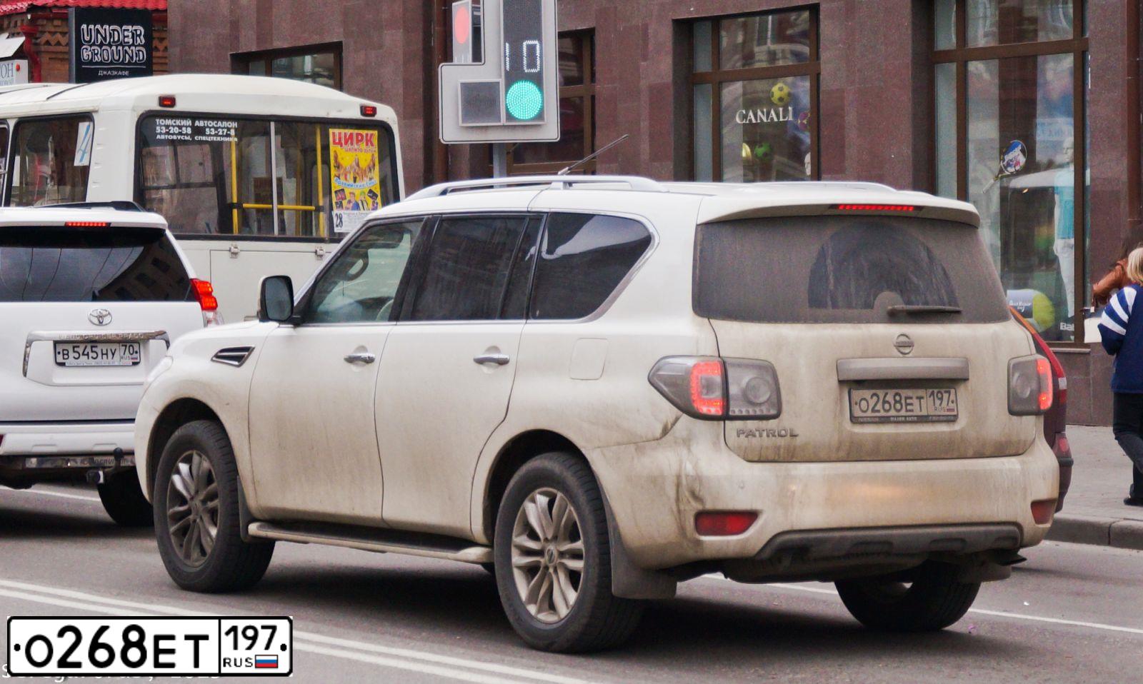 Фото автомобиля NISSAN PATROL, 2010 — госномер О268ЕТ197. Цвет: Белый