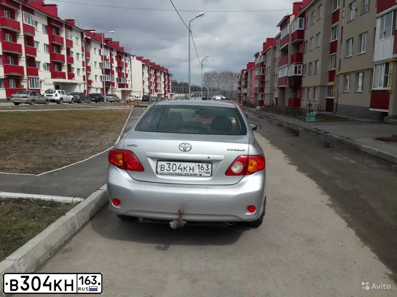 Фото автомобиля TOYOTA COROLLA, 2007 — госномер Н338ВЕ154. Цвет: СЕРЕБРИСТЫЙ