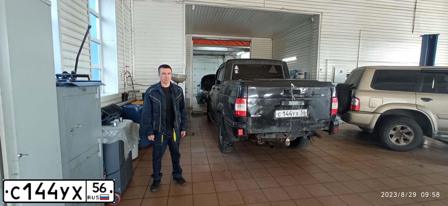 Фото автомобиля UAZ 2363 PICKUP, 2008 — госномер К980МО702. Цвет: АВАНТЮРИН