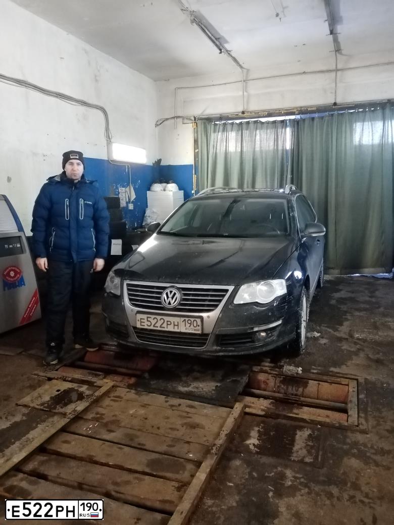 Фото автомобиля VOLKSWAGEN PASSAT, 2008 — госномер В439ЕН550. Цвет: ЧЕРНЫЙ