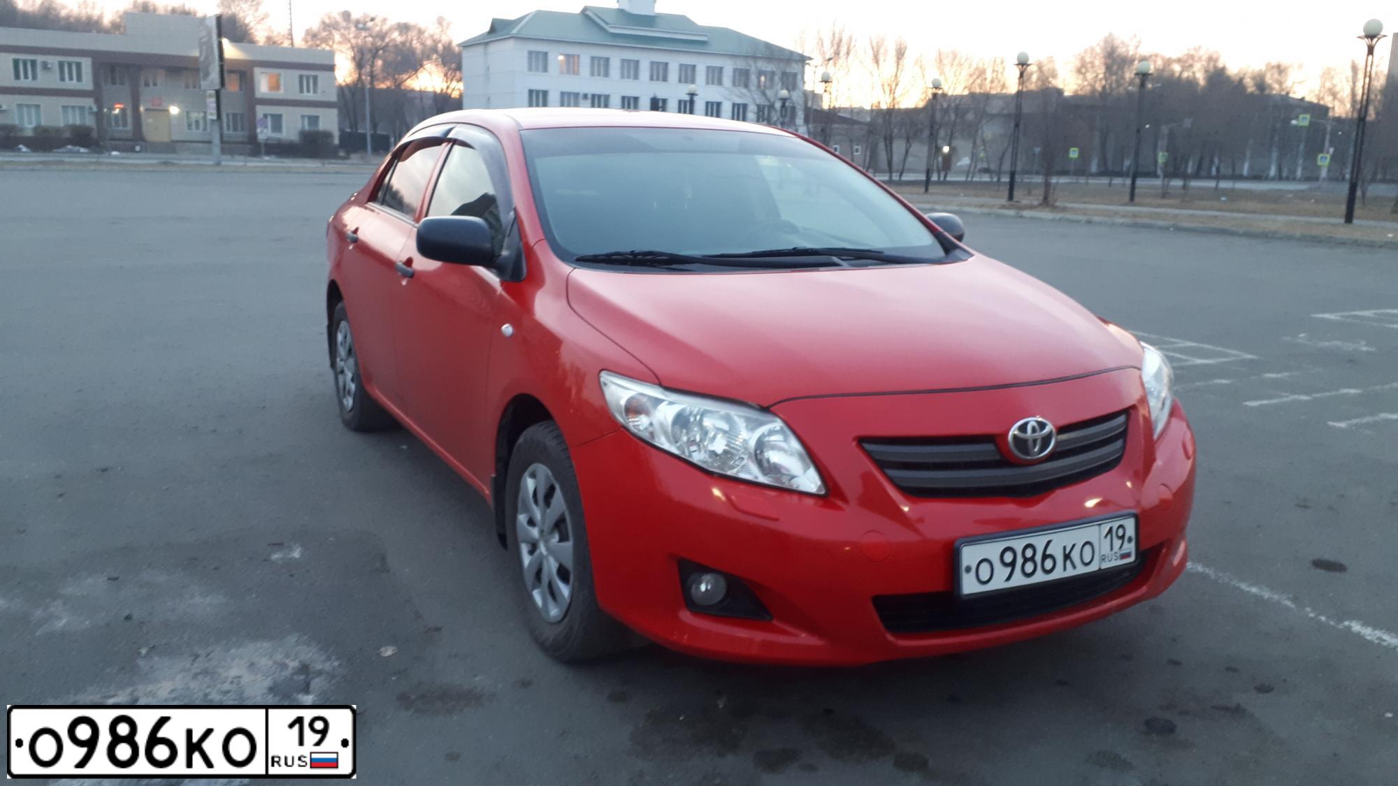 Фото автомобиля TOYOTA COROLLA, 2008 — госномер В858МК19. Цвет: Красный