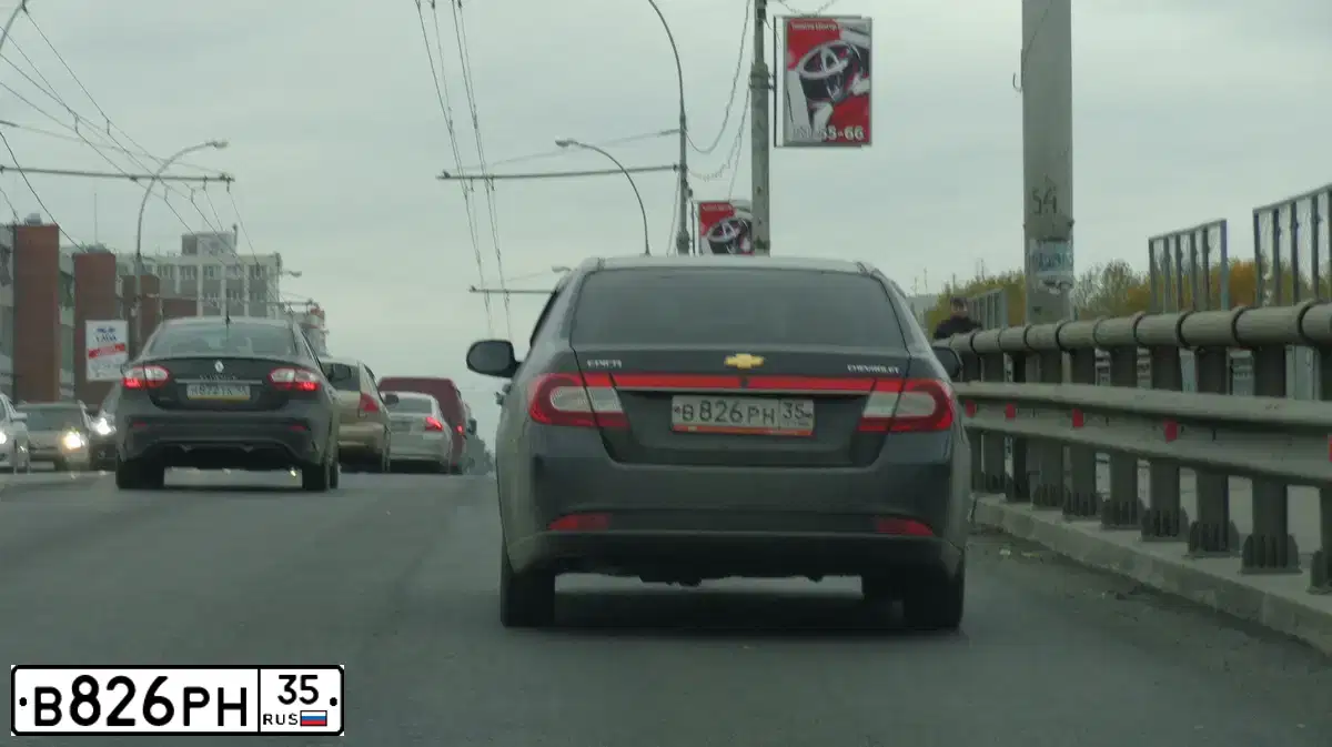 Фото автомобиля CHEVROLET EPICA, 2011 — госномер В826РН35. Цвет: ЧЕРНЫЙ