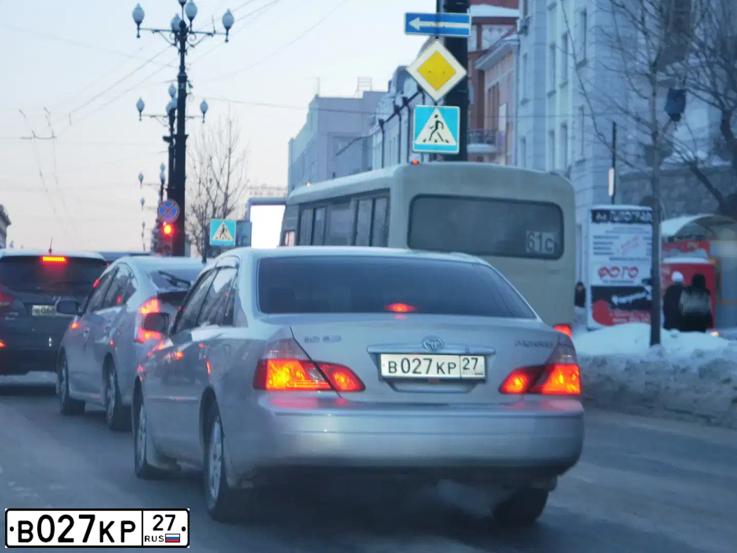 Фото автомобиля TOYOTA PRONARD, 2002 — госномер В027КР27