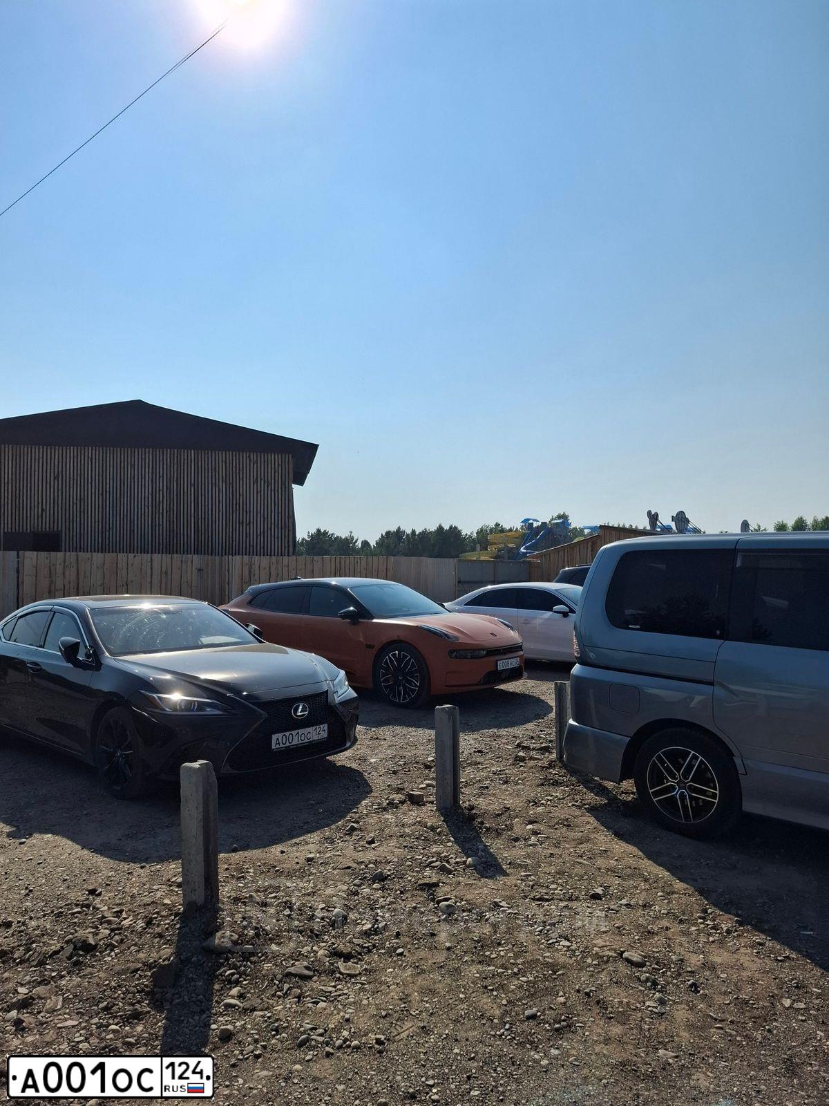 Фото автомобиля LADA 2109 SAMARA, 1997 — госномер А001ОС124