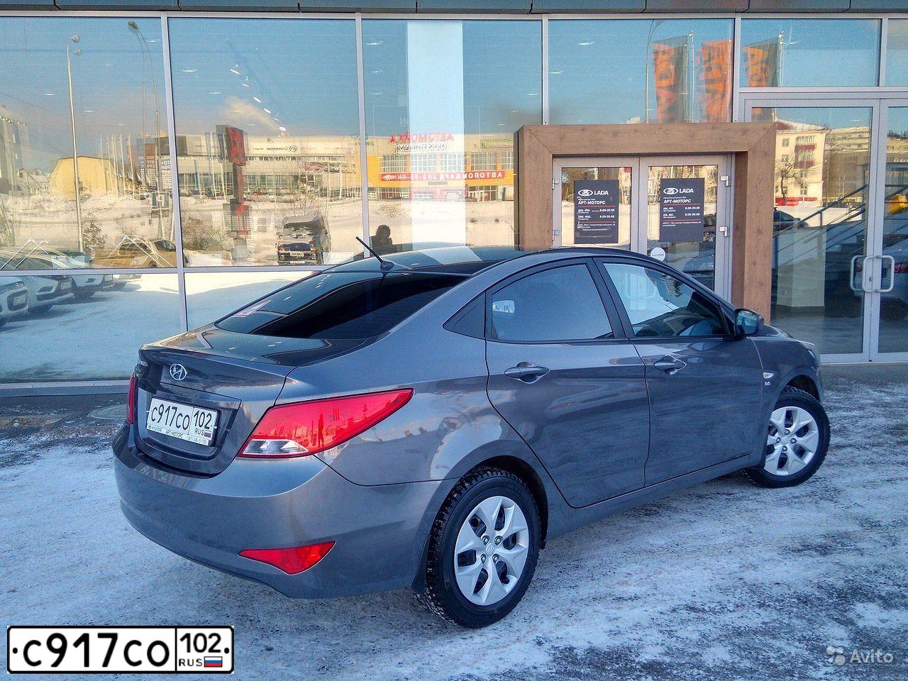 Фото автомобиля HYUNDAI SOLARIS, 2016 — госномер Е322ТК702. Цвет: ТЕМНО-СЕРЫЙ