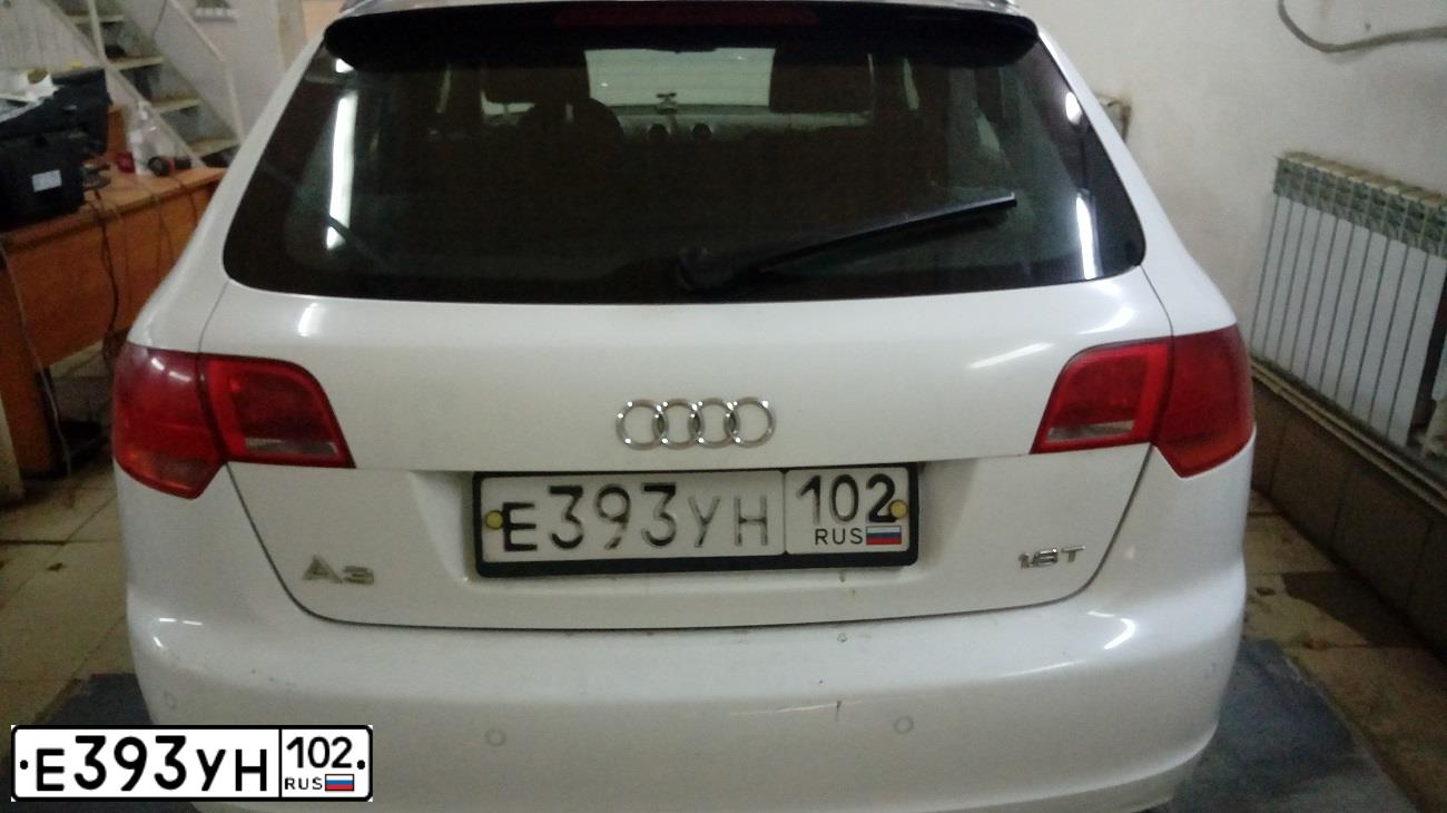 Фото автомобиля AUDI A3, 2007 — госномер Е393УН102. Цвет: БЕЛЫЙ