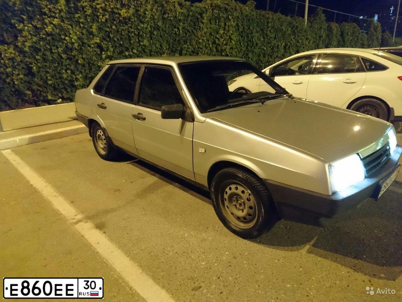 Фото автомобиля LADA 2109 SAMARA, 2004 — госномер Е860ЕЕ30. Цвет: Светло-Серебристый металлик