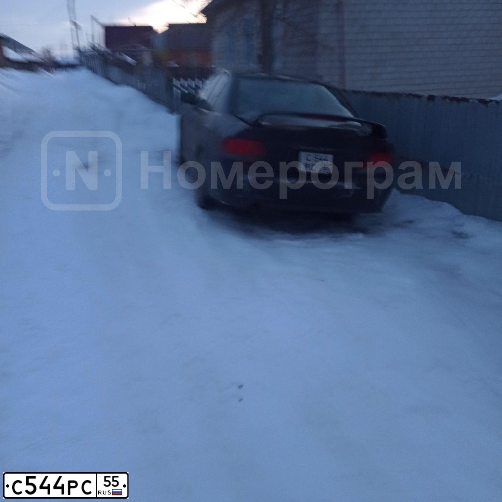 Фото автомобиля MITSUBISHI GALANT, 1995 — госномер С544РС55