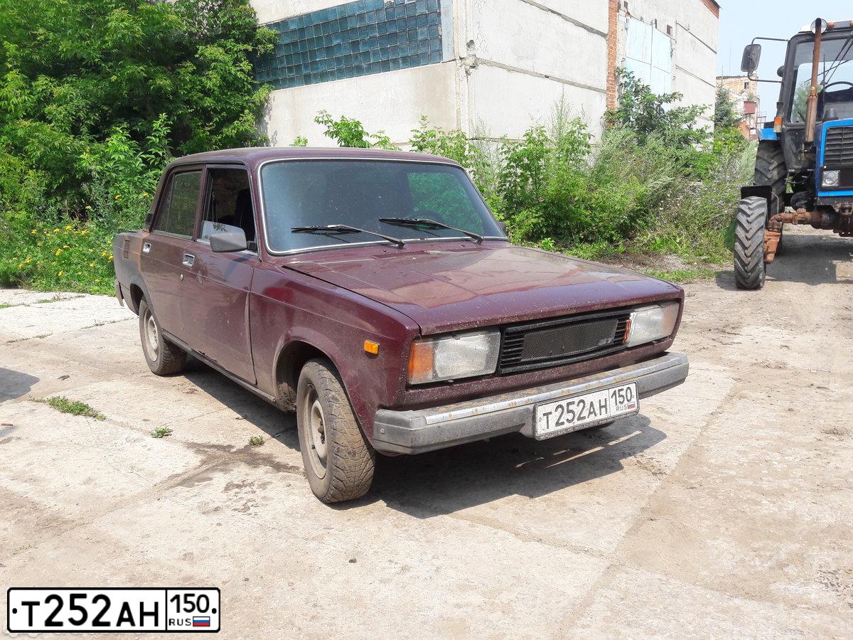Фото автомобиля LADA 2105, 2006 — госномер А499ОА750. Цвет: ВИШНЕВЫЙ