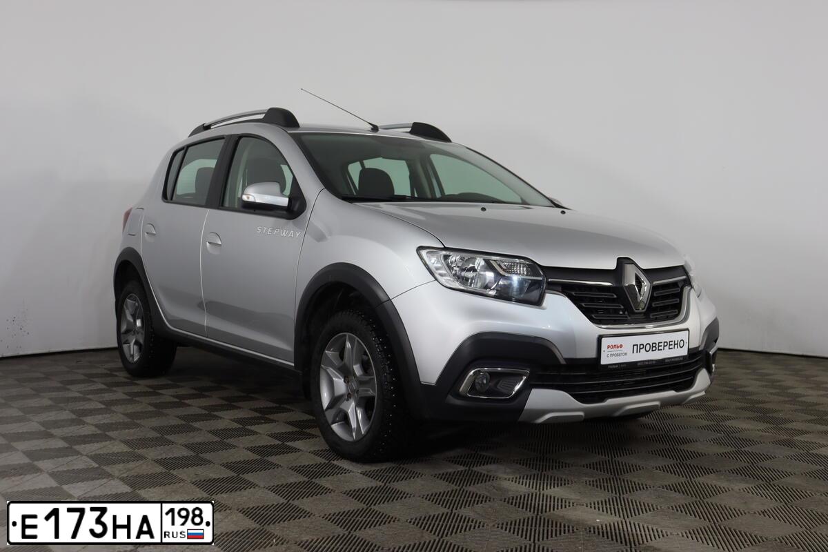 Фото автомобиля RENAULT SANDERO, 2019 — госномер К516АЕ147. Цвет: СВЕТЛО-СЕРЫЙ