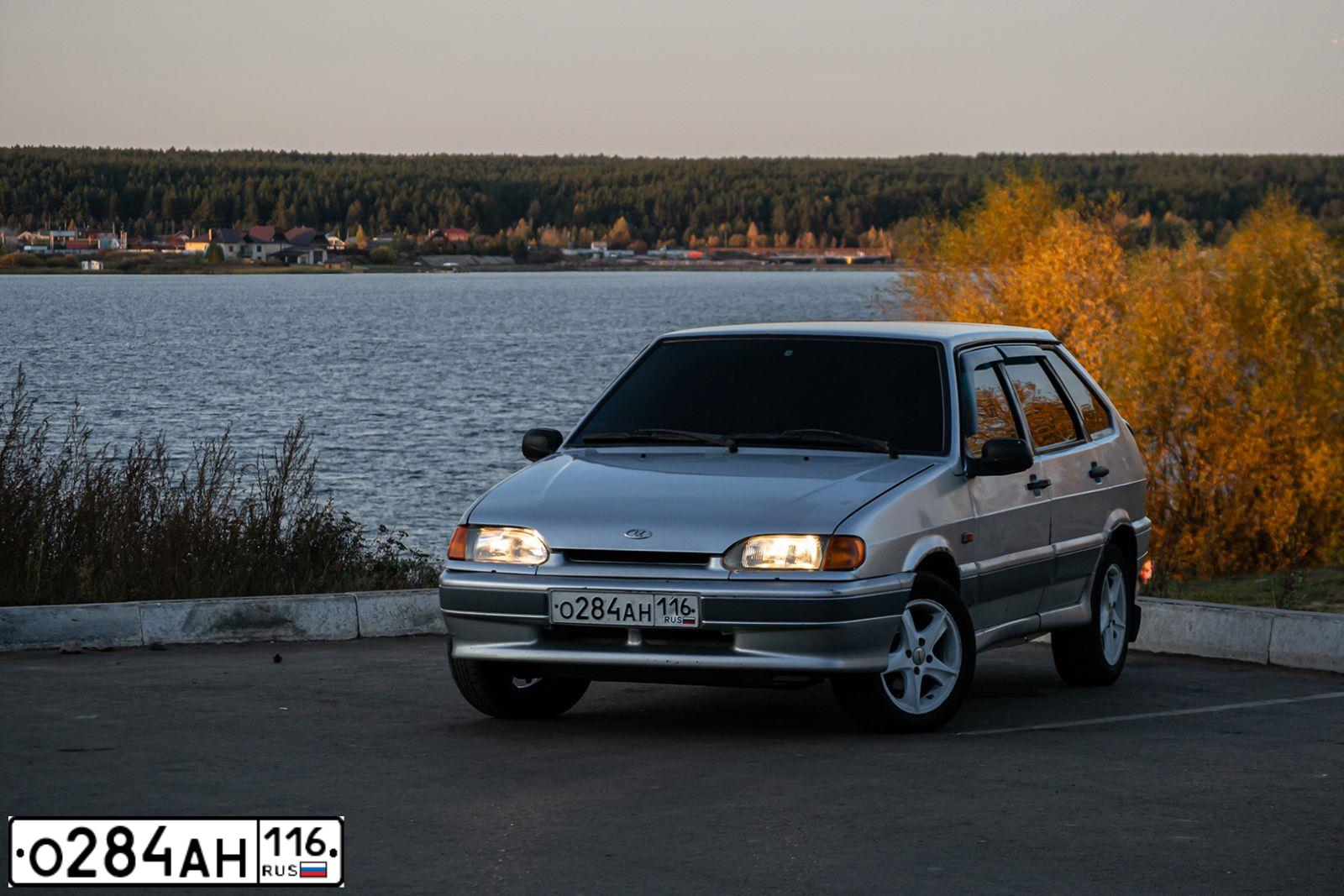 Фото автомобиля LADA 2114 SAMARA, 2004 — госномер О284АН116. Цвет: СВЕТЛО-СЕРЕБРИСТЫЙ МЕТАЛЛ