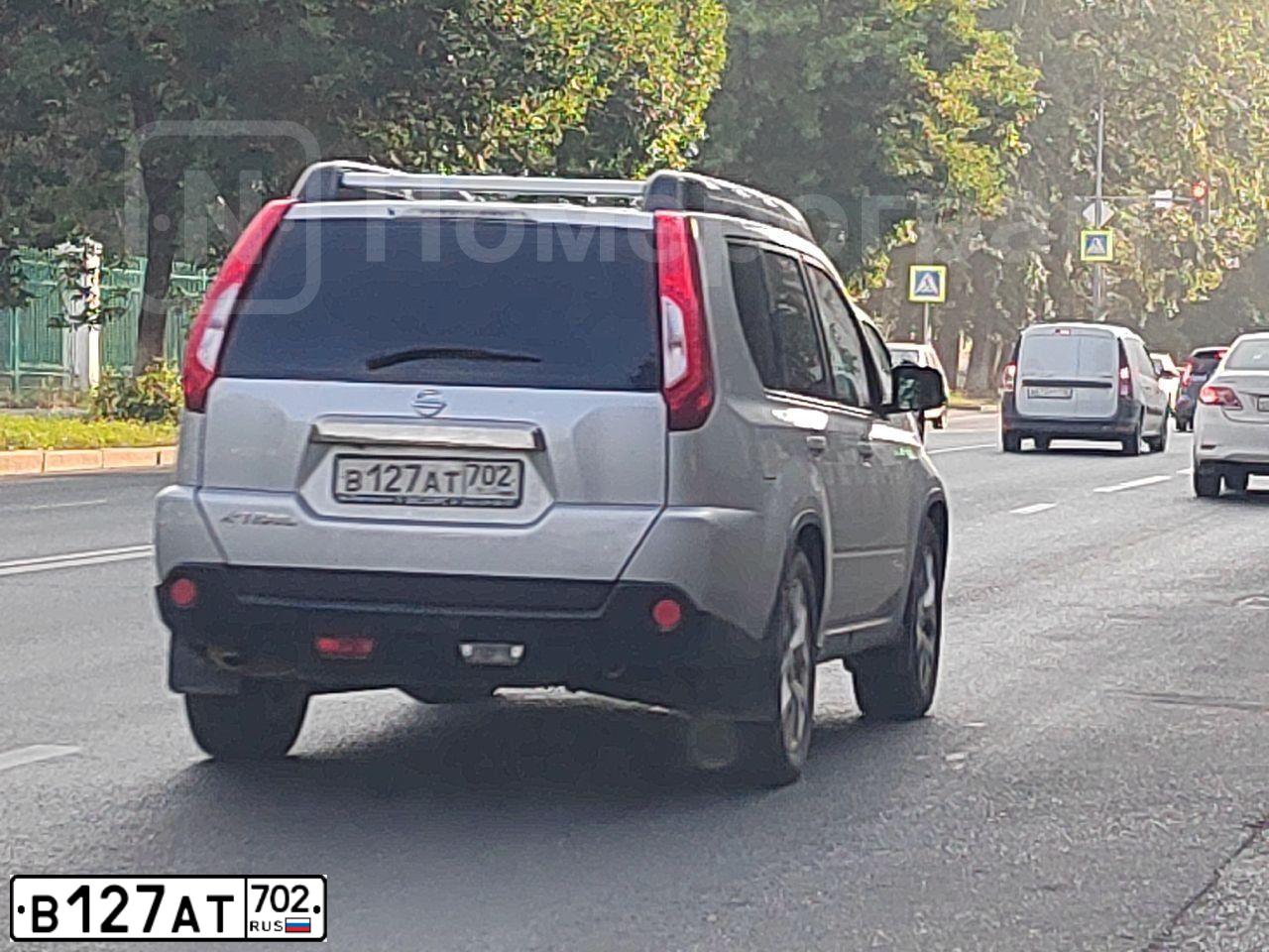 Фото автомобиля NISSAN X-TRAIL, 2012 — госномер О214РН716. Цвет: Серебристый