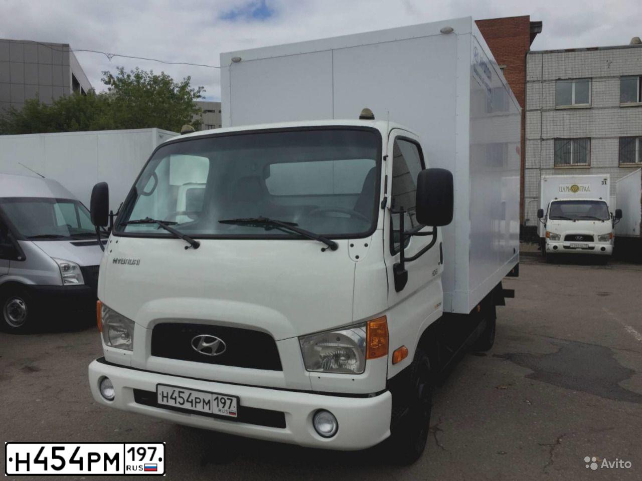 Фото автомобиля HYUNDAI MIGHTY, 2011 — госномер Н454РМ197. Цвет: Белый