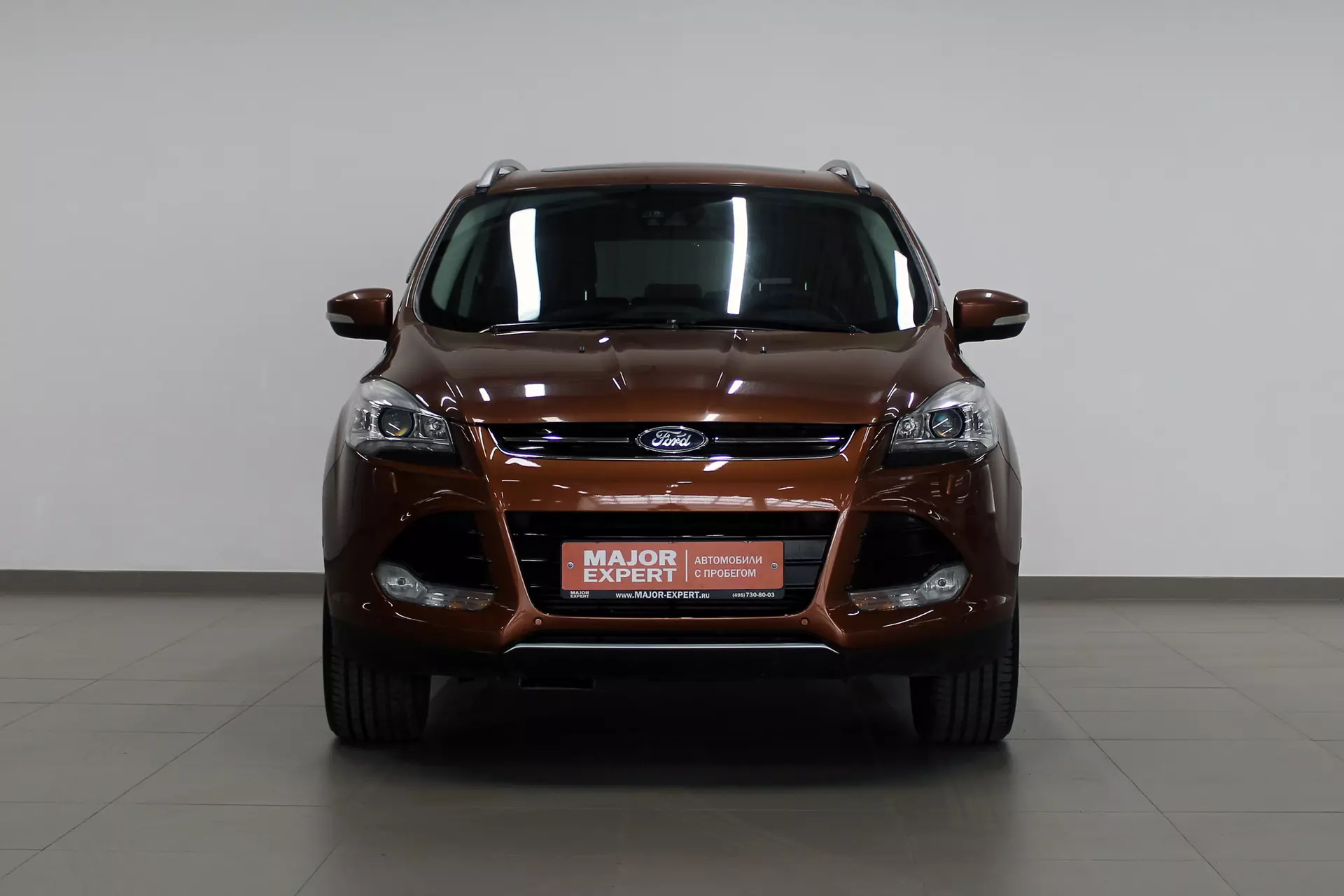 Фото автомобиля FORD KUGA, 2014 — госномер М535ОН67. Цвет: Коричневый