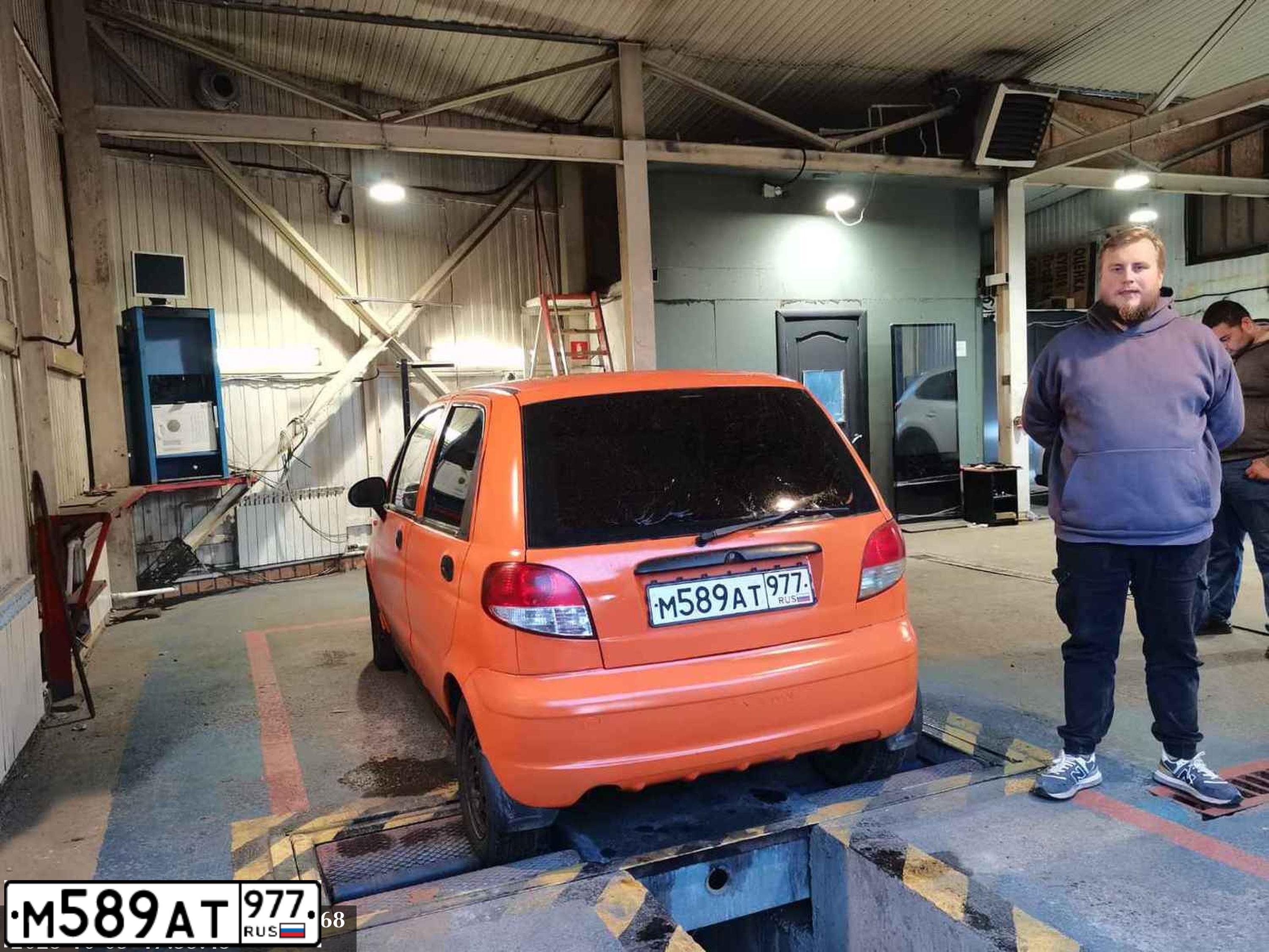 Фото автомобиля DAEWOO MATIZ, 2012 — госномер К623ОР797. Цвет: Оранжевый