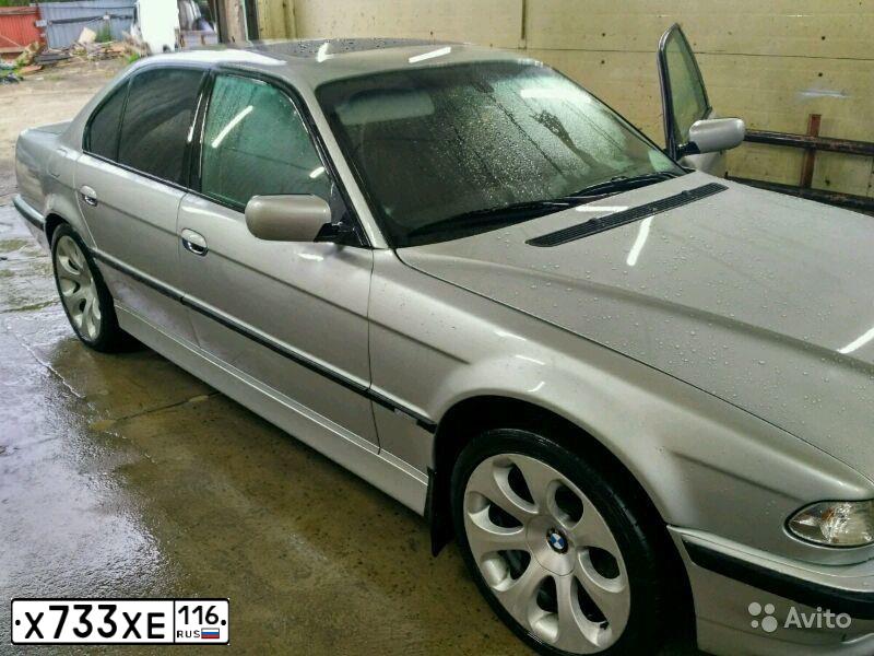 Фото автомобиля BMW SERIE 7, 2000 — госномер В795АТ147. Цвет: СЕРЕБРИСТЫЙ