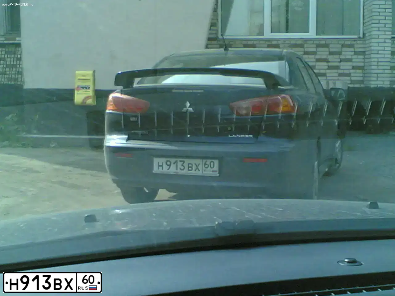Фото автомобиля MITSUBISHI LANCER, 2007 — госномер О965МК178. Цвет: СИНИЙ