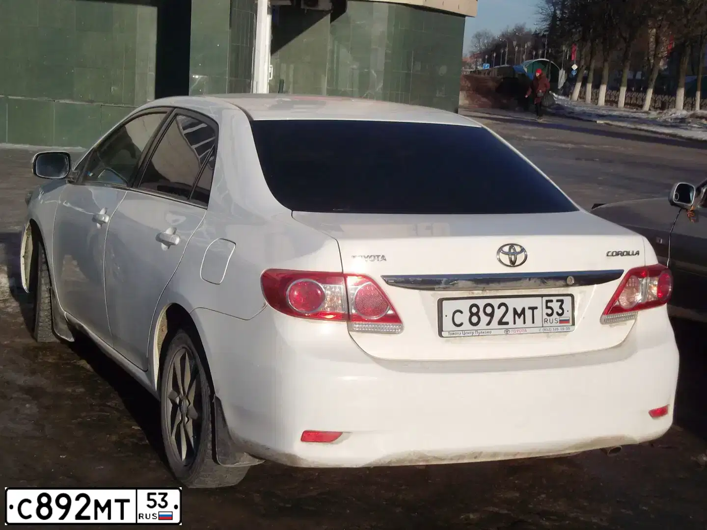 Фото автомобиля TOYOTA COROLLA, 2011 — госномер С892МТ53. Цвет: БЕЛЫЙ