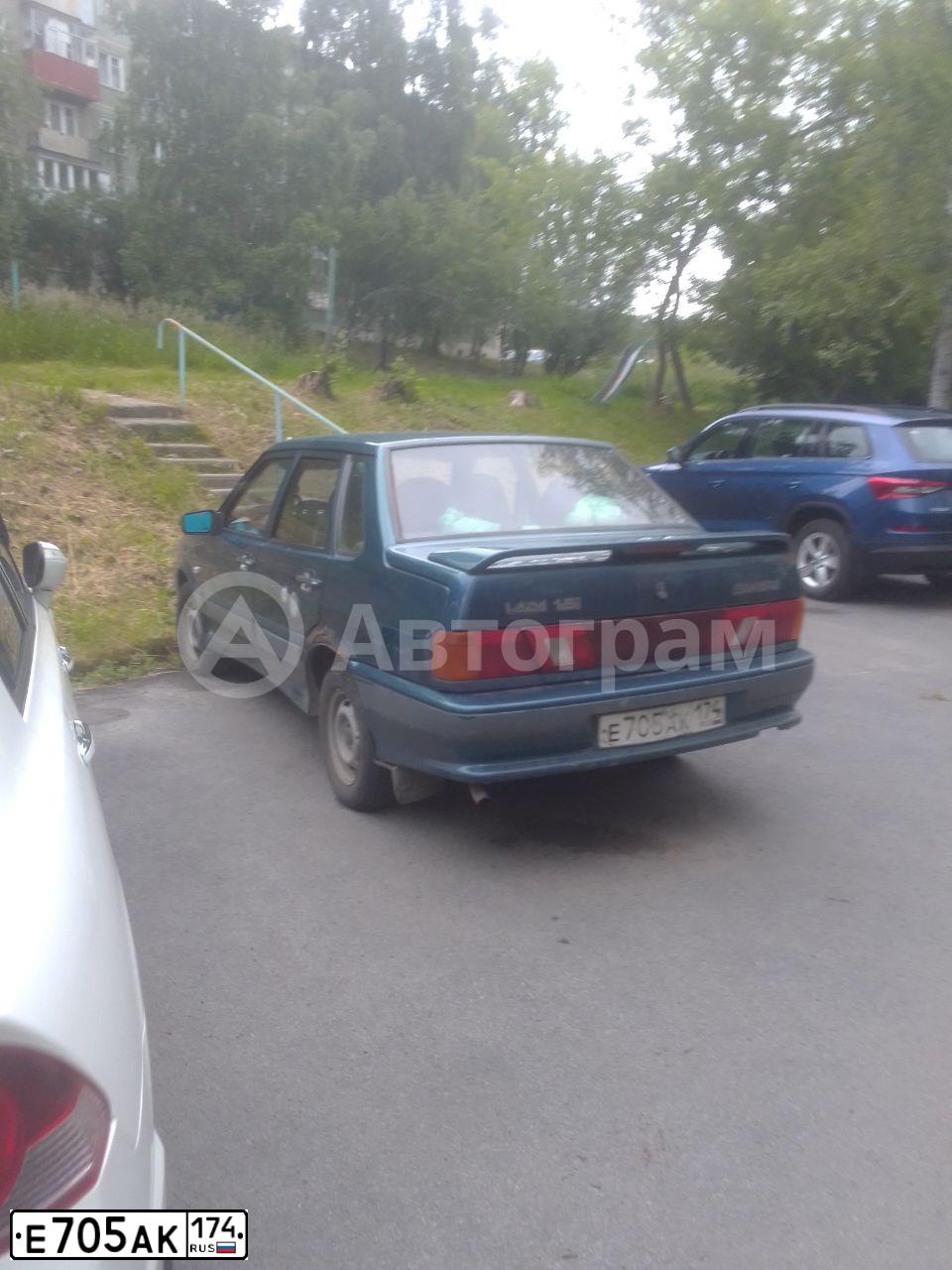 Фото автомобиля LADA 2115 SAMARA, 2005 — госномер Е705АК174. Цвет: СИНЕ-ЗЕЛЕНЫЙ