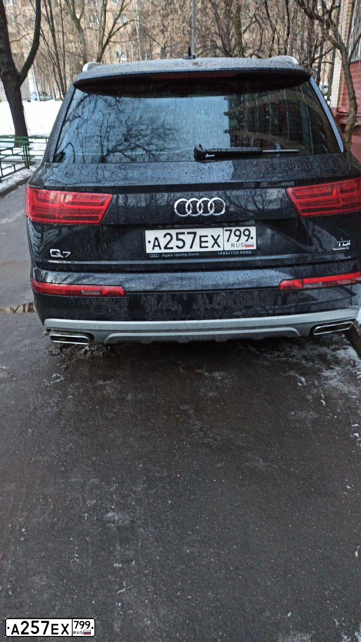 Фото автомобиля AUDI Q7, 2017 — госномер М002ВВ197. Цвет: ЧЕРНЫЙ