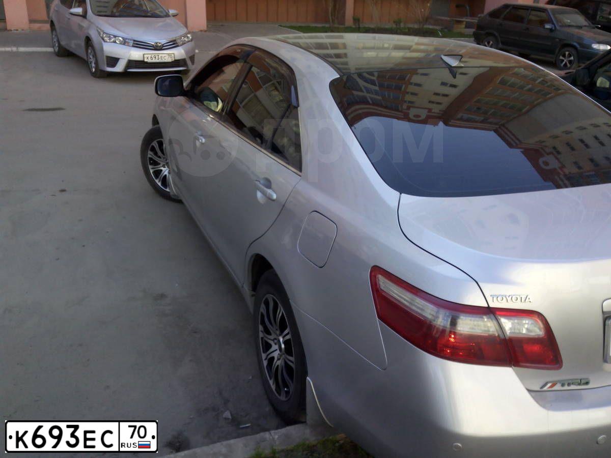 Фото автомобиля TOYOTA COROLLA, 2014 — госномер К693ЕС70. Цвет: СЕРЕБРИСТЫЙ
