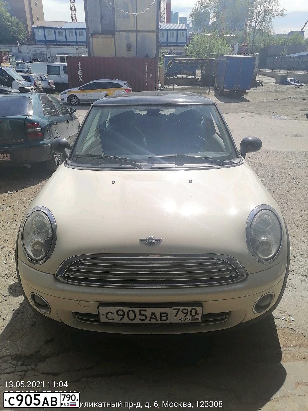 Фото автомобиля MINI MINI, 2007 — госномер С905АВ790. Цвет: Белый