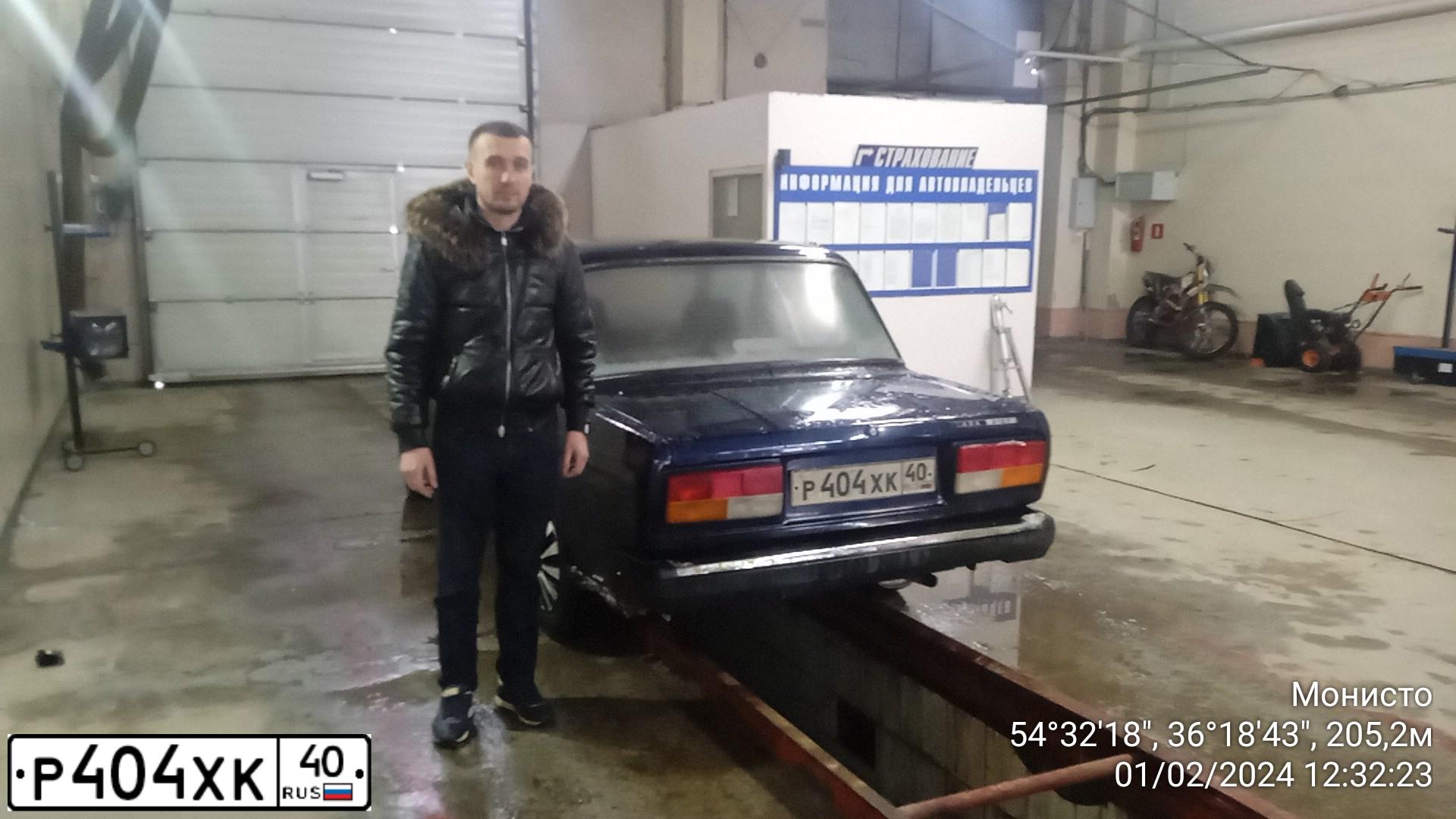 Фото автомобиля LADA 2107, 2011 — госномер С025ВА40. Цвет: синий