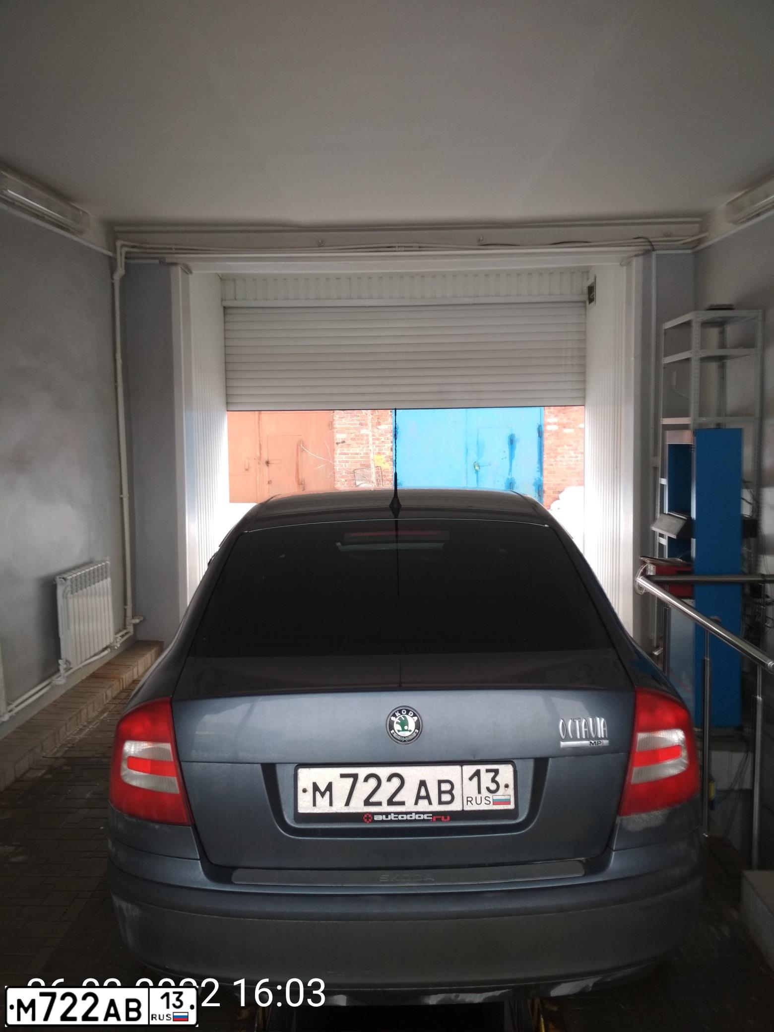 Фото автомобиля SKODA OCTAVIA, 2008 — госномер М722АВ13. Цвет: ТЕМНО-СЕРЫЙ