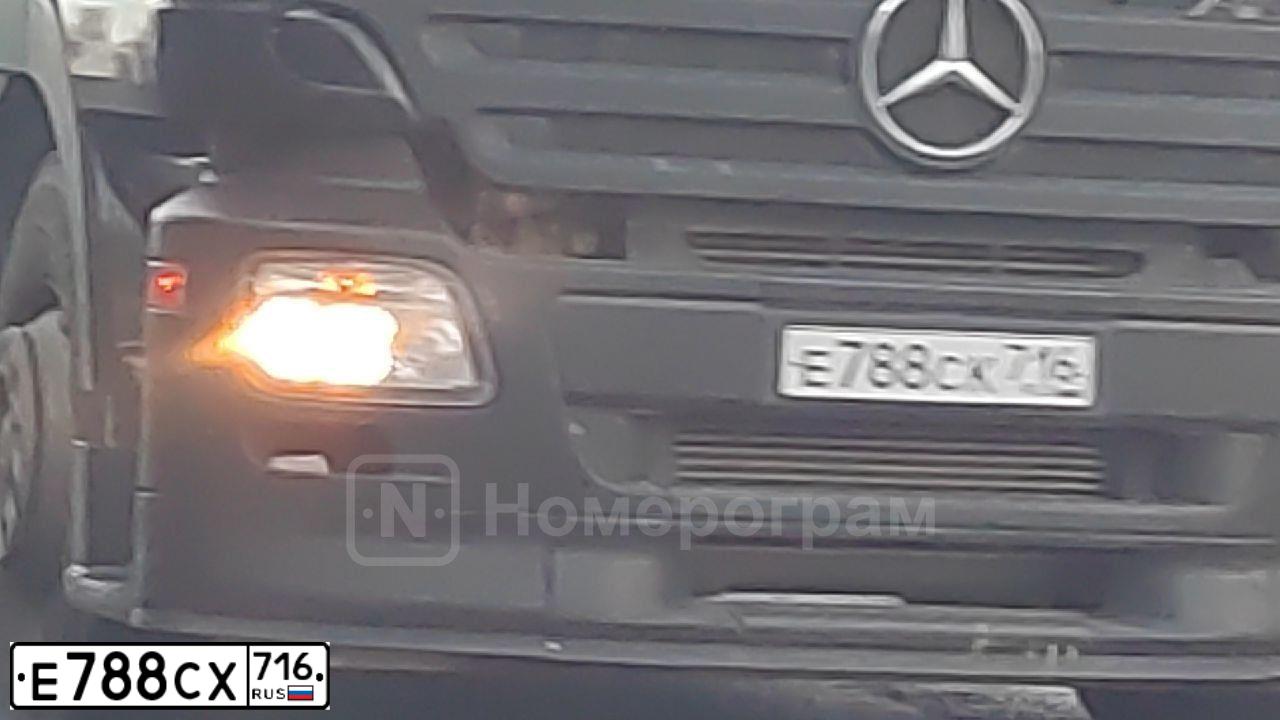 Фото автомобиля LADA 2172 PRIORA, 2009 — госномер Е788СХ716. Цвет: СЕРО-СИНЕ-ЗЕЛЕНЫЙ