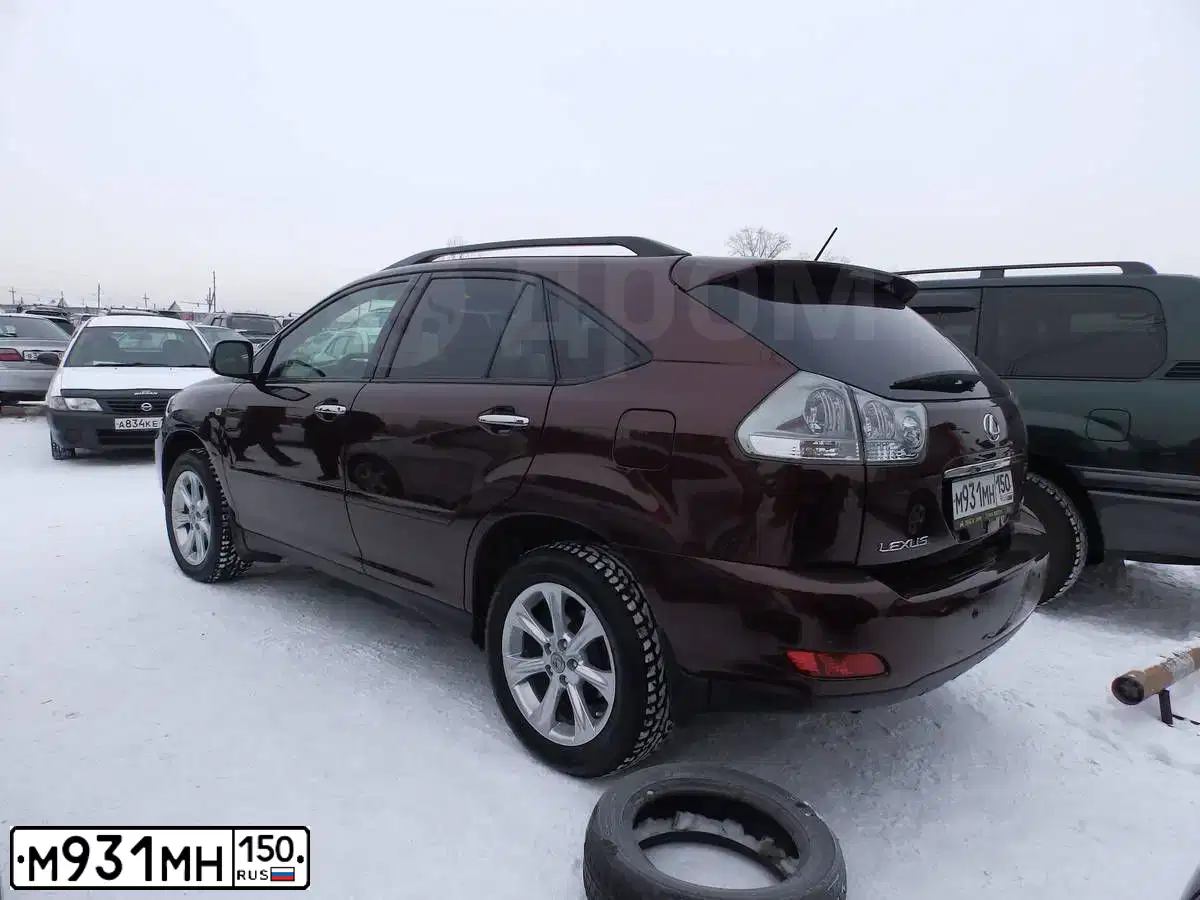 Фото автомобиля LEXUS RX, 2008 — госномер Н435СЕ125. Цвет: КРАСНО-КОРИЧНЕВЫЙ