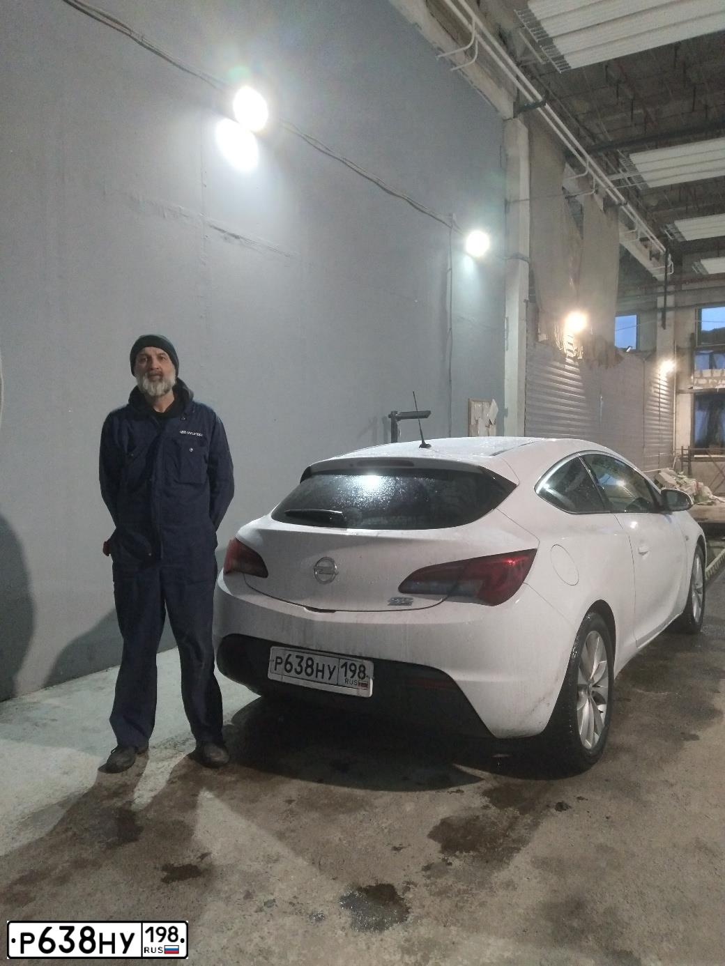 Фото автомобиля OPEL ASTRA, 2012 — госномер К584ОУ147