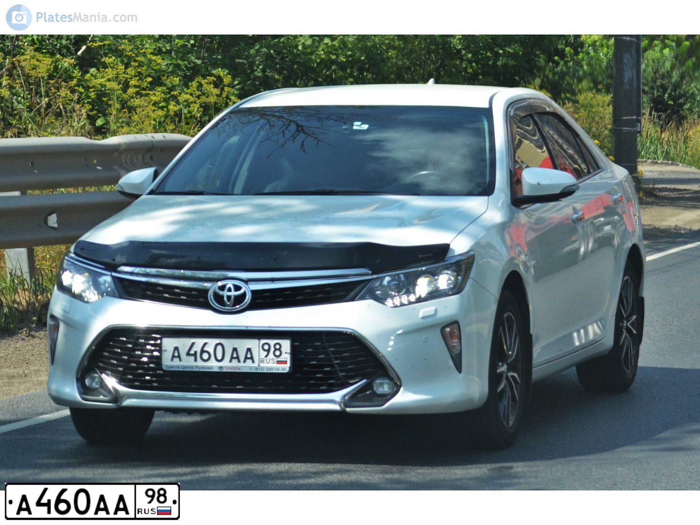 Фото автомобиля TOYOTA CAMRY, 2017 — госномер А460АА98. Цвет: БЕЛЫЙ ПЕРЛАМУТРОВЫЙ