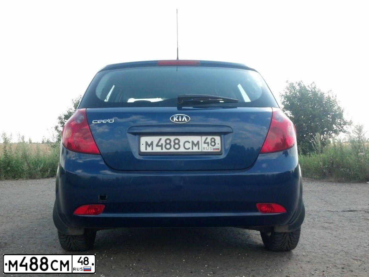 Фото автомобиля KIA CEE'D, 2007 — госномер М488СМ48. Цвет: синий