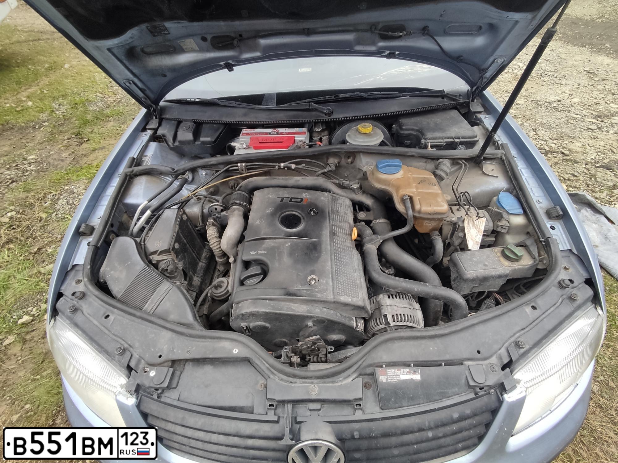 Фото автомобиля VOLKSWAGEN PASSAT, 1998 — госномер М148РТ193. Цвет: голубой