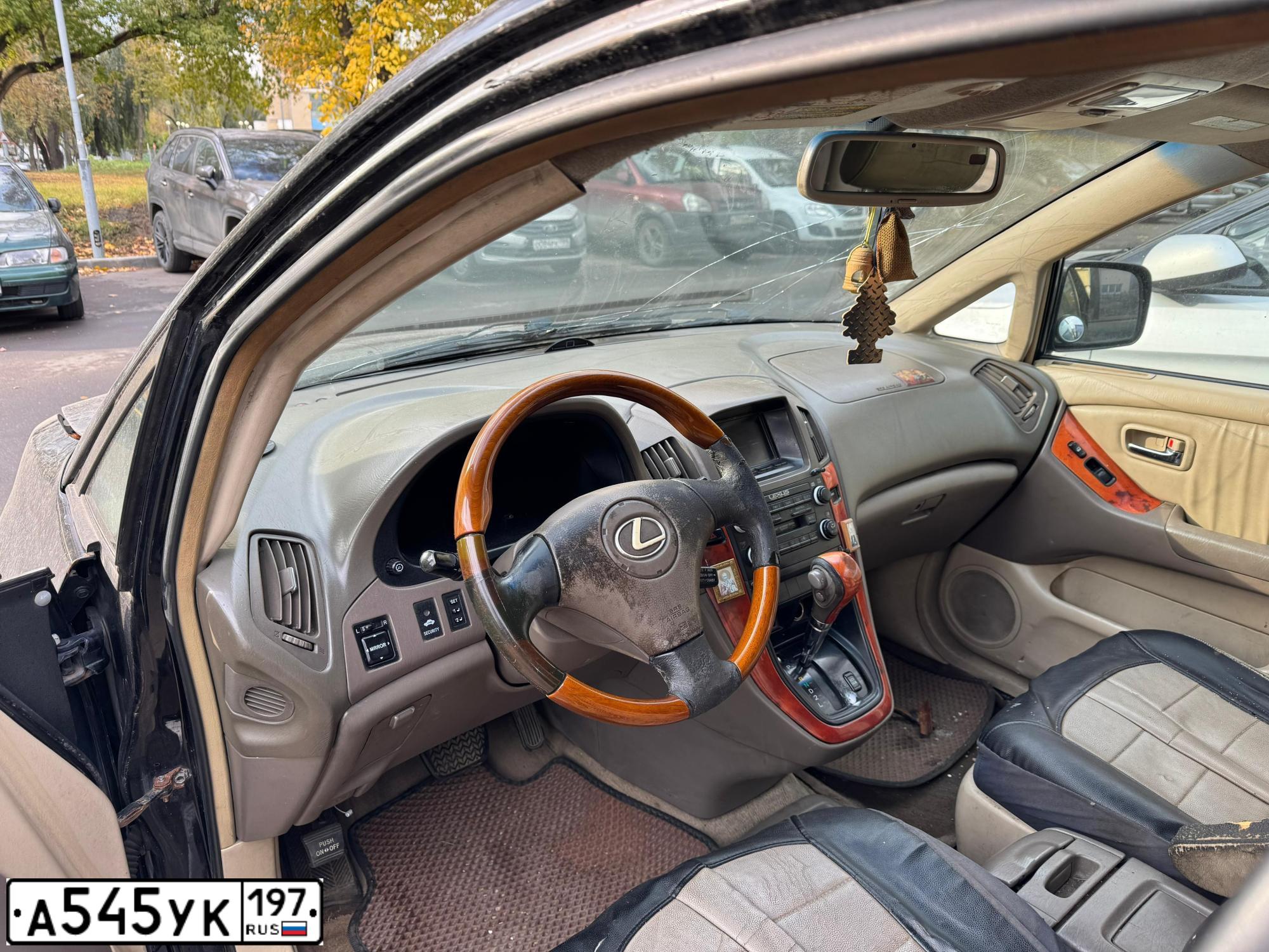Фото автомобиля MERCEDES-BENZ E250, 2015 — госномер О889ММ71. Цвет: ЧЕРНЫЙ
