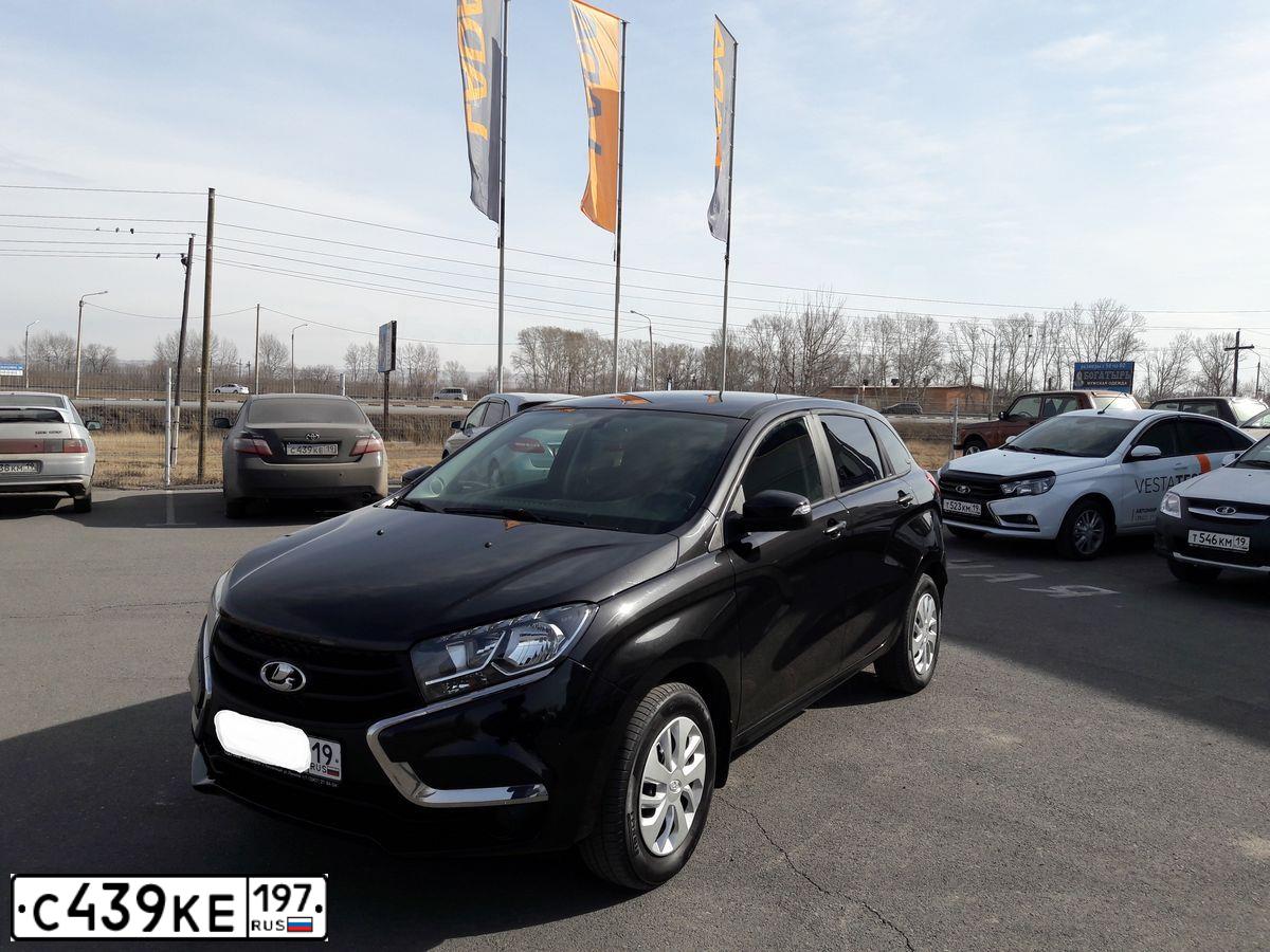 Фото автомобиля LADA 2171 PRIORA, 2011 — госномер М002СА46. Цвет: СВЕТЛО-СЕРЕБ МЕТАЛЛ