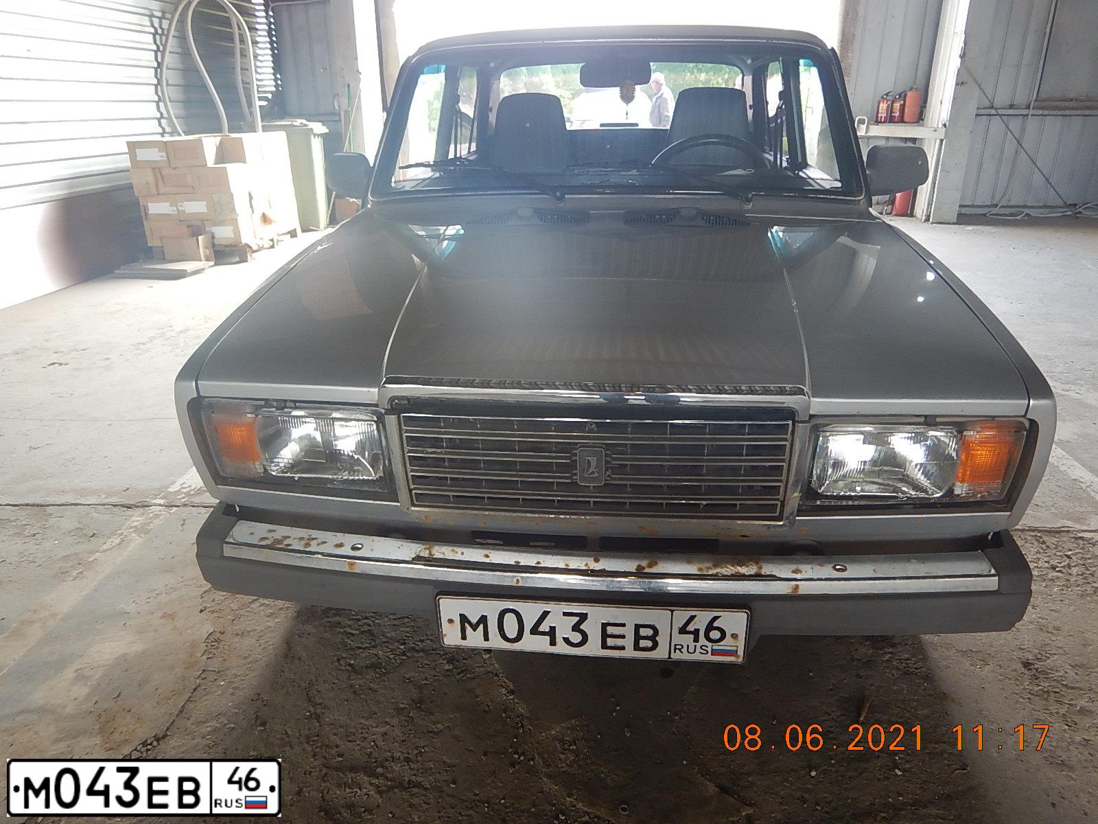Фото автомобиля LADA 2107, 2010 — госномер М043ЕВ46. Цвет: СВЕТЛО-СЕРЕБРИСТЫЙ МЕТАЛЛ