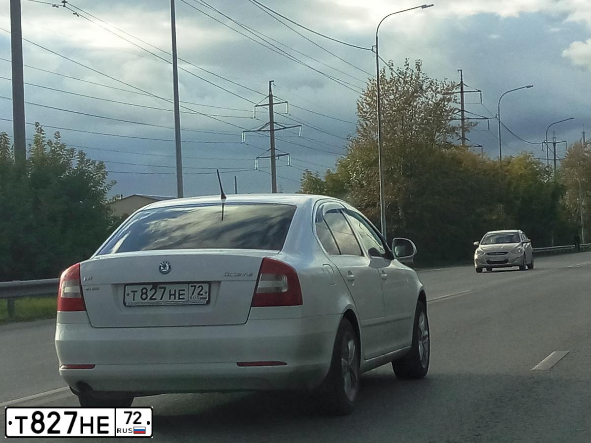 Фото автомобиля SKODA OCTAVIA, 2013 — госномер Т827НЕ72. Цвет: Белый