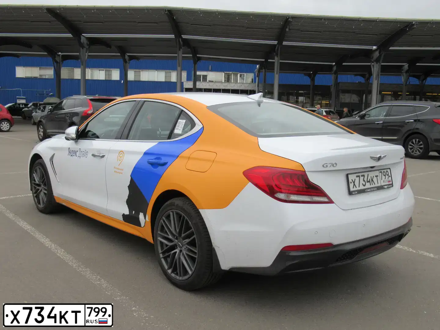 Фото автомобиля GENESIS G70, 2018 — госномер Р388ОР40. Цвет: БЕЛЫЙ