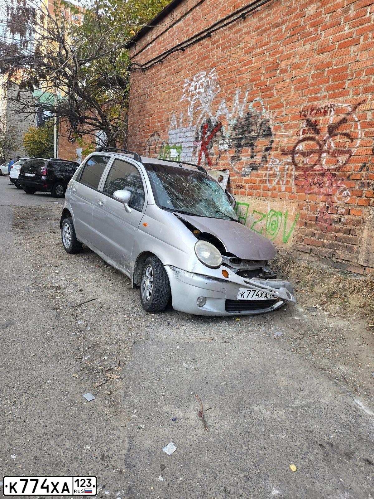 Фото автомобиля DAEWOO MATIZ, 2002 — госномер К774ХА123. Цвет: СТАЛЬНОЙ ПЕРЛАМУТРОВЫЙ