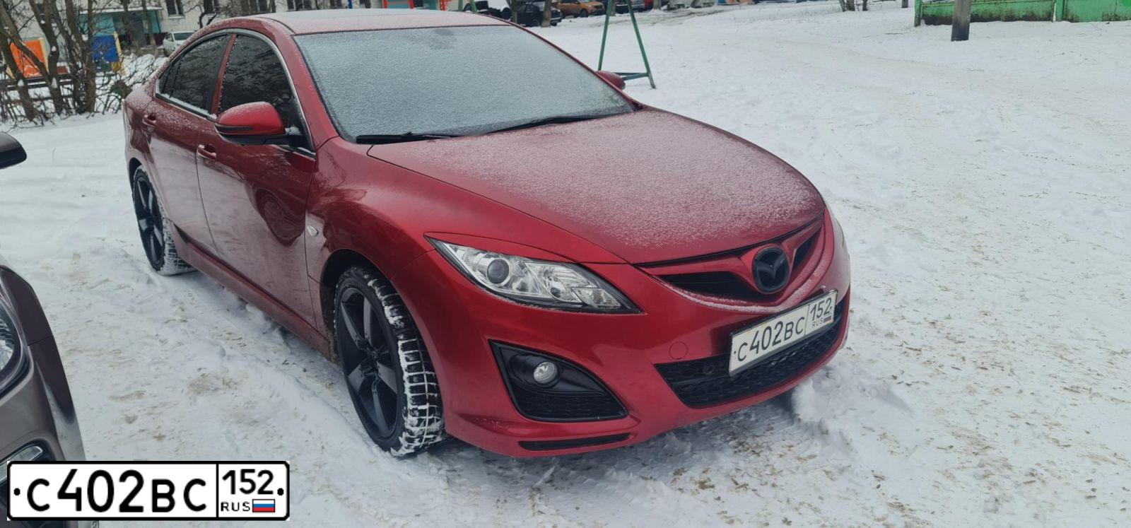 Фото автомобиля MAZDA 6, 2010 — госномер В457НС155. Цвет: Красный